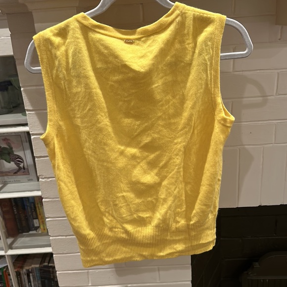 St. John Yellow Cashmere Tank - Picture 2 of 2